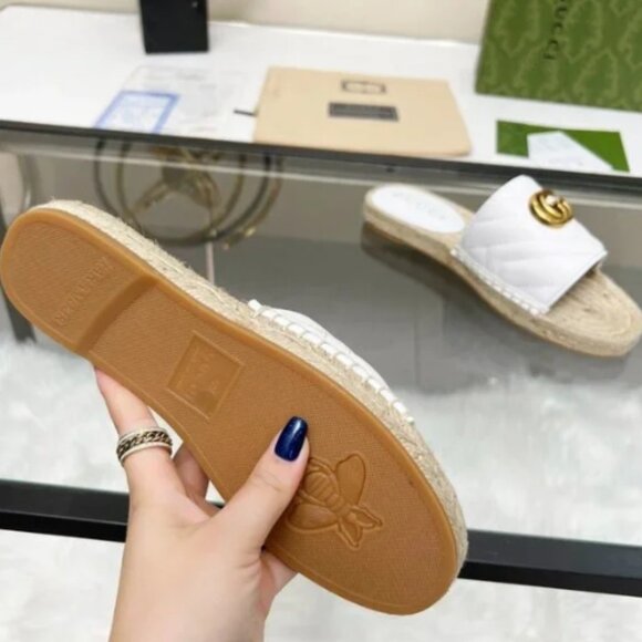GUCCI GG MARMONT GREAT WHITE ESPADRILLE SANDAL WOMEN 39 (9 US) – RETAIL $590.00+ - Picture 3 of 7